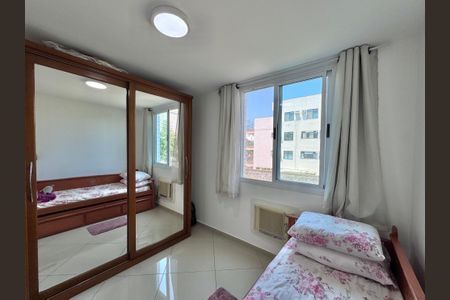 Quarto 1 de apartamento para alugar com 3 quartos, 77m² em Recreio dos Bandeirantes, Rio de Janeiro