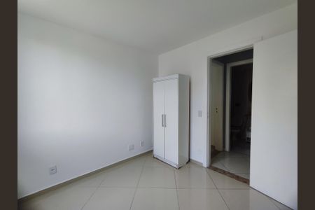 Quarto 1 de apartamento para alugar com 3 quartos, 77m² em Recreio dos Bandeirantes, Rio de Janeiro