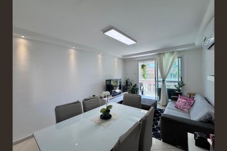 Sala de apartamento para alugar com 3 quartos, 77m² em Recreio dos Bandeirantes, Rio de Janeiro