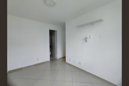 Apartamento para alugar com 77m², 3 quartos e 2 vagas Apartamento para alugar com 77m², 3 quartos e 2 vagasSuíte