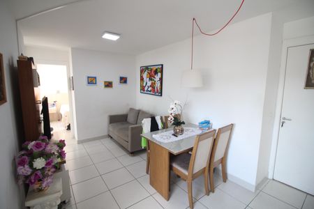 Sala de apartamento à venda com 2 quartos, 54m² em Santa Helena, Belo Horizonte