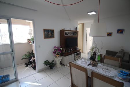 Sala de apartamento à venda com 2 quartos, 54m² em Santa Helena, Belo Horizonte