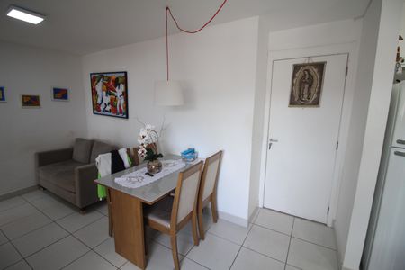 Sala de apartamento à venda com 2 quartos, 54m² em Santa Helena, Belo Horizonte