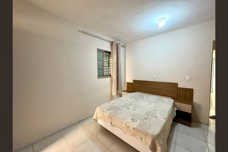 Casa à venda com 118m², 2 quartos e 1 vagaQuarto 2