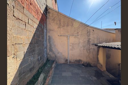 Casa à venda com 118m², 2 quartos e 1 vagaQuintal