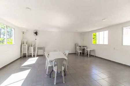 Apartamento para alugar com 40m², 2 quartos e sem vaga Apartamento para alugar com 40m², 2 quartos e sem vagaÁrea comum - Salão de Festas