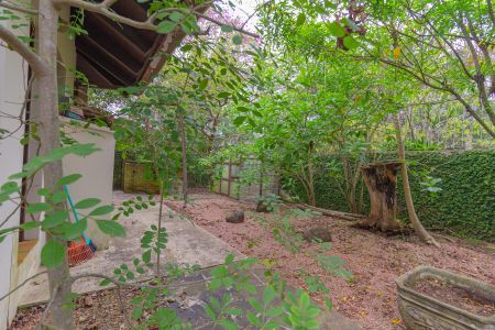 Casa à venda com 550m², 6 quartos e 2 vagas Casa à venda com 550m², 6 quartos e 2 vagasÁrea Externa