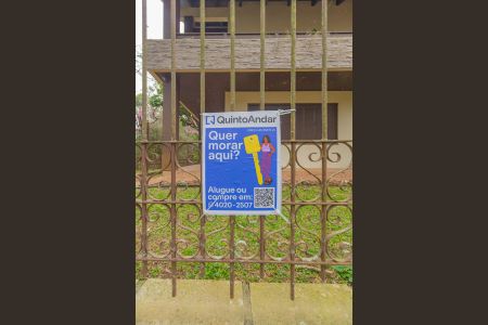 Casa à venda com 550m², 6 quartos e 2 vagas Casa à venda com 550m², 6 quartos e 2 vagasPlaca