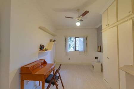 Casa à venda com 550m², 6 quartos e 2 vagas Casa à venda com 550m², 6 quartos e 2 vagasSuíte 2