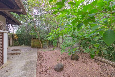 Casa à venda com 550m², 6 quartos e 2 vagas Casa à venda com 550m², 6 quartos e 2 vagasÁrea Externa