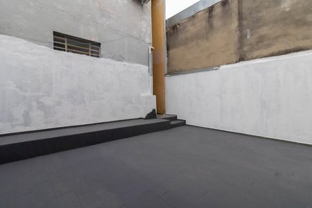 Quintal de casa para alugar com 2 quartos, 92m² em Vila Leonor, Guarulhos