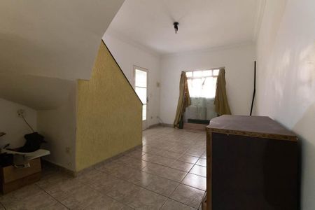 Casa à venda com 160m², 4 quartos e 2 vagasSala