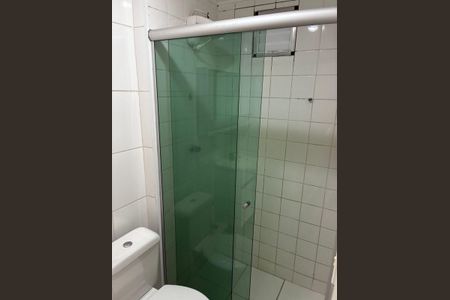 Banheiro de apartamento à venda com 3 quartos, 64m² em Parque Reboucas, São Paulo