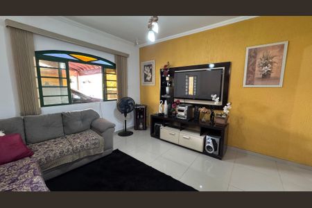 Casa à venda com 293m², 5 quartos e 4 vagasSala