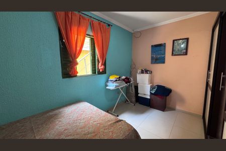 Casa à venda com 293m², 5 quartos e 4 vagasQuarto 2