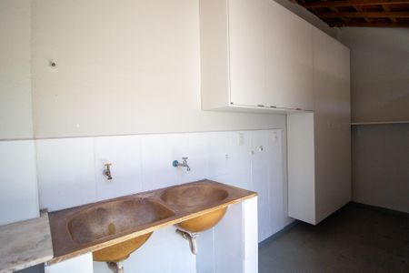 Casa para alugar com 177m², 4 quartos e sem vagaÁrea de Serviço