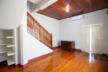 Sala de casa para alugar com 4 quartos, 177m² em Vila Carvalho, Sorocaba
