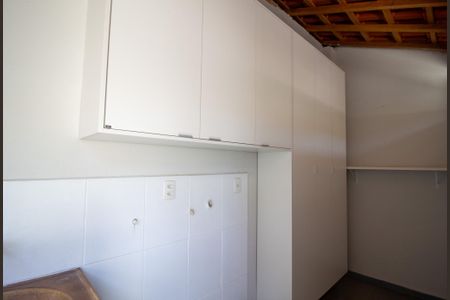 Casa para alugar com 177m², 4 quartos e sem vagaÁrea de Serviço