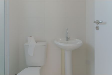Apartamento para alugar com 41m², 2 quartos e sem vaga Apartamento para alugar com 41m², 2 quartos e sem vagaBanheiro