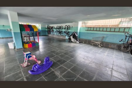 Apartamento à venda com 49m², 2 quartos e sem vagaÁrea comum - Playground