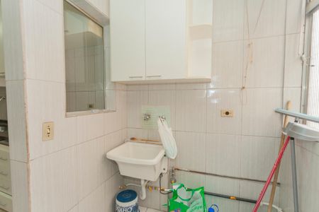 Apartamento à venda com 64m², 3 quartos e 1 vagaÁrea de Serviço