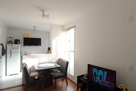 Sala de casa para alugar com 2 quartos, 49m² em Urca (justinópolis), Ribeirão das Neves