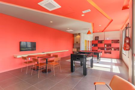 Apartamento à venda com 71m², 2 quartos e 1 vagaÁrea comum - Salão de Jogos