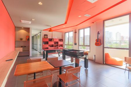 Apartamento à venda com 71m², 2 quartos e 1 vagaÁrea comum - Salão de Jogos