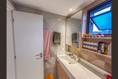 Apartamento à venda com 87m², 3 quartos e 1 vagaBanheiro Social