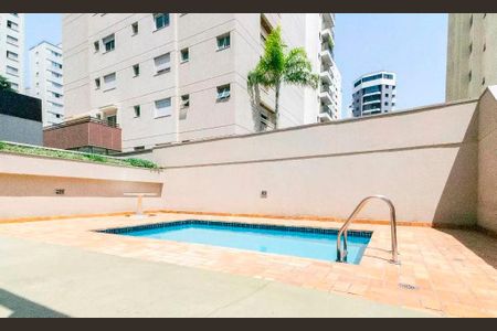 Apartamento à venda com 90m², 2 quartos e 1 vaga Apartamento à venda com 90m², 2 quartos e 1 vagaÁrea comum - Piscina