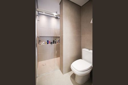 Apartamento à venda com 90m², 2 quartos e 1 vaga Apartamento à venda com 90m², 2 quartos e 1 vagaBanheiro da Suíte