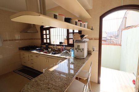 Casa à venda com 125m², 3 quartos e 2 vagasCozinha