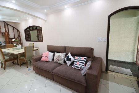 Sala de casa à venda com 3 quartos, 125m² em Cipava, Osasco