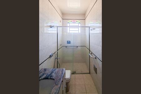 Casa para alugar com 285m², 3 quartos e 2 vagas Casa para alugar com 285m², 3 quartos e 2 vagasBanheiro Social