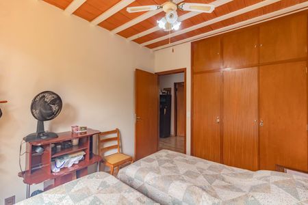 Casa para alugar com 350m², 4 quartos e 3 vagas Casa para alugar com 350m², 4 quartos e 3 vagasQuarto 1