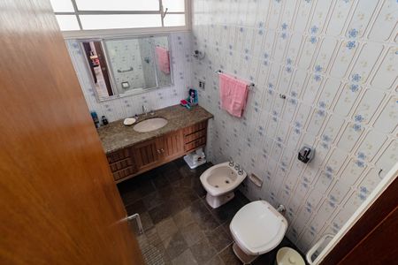 Casa para alugar com 350m², 4 quartos e 3 vagas Casa para alugar com 350m², 4 quartos e 3 vagasBanheiro da Suíte