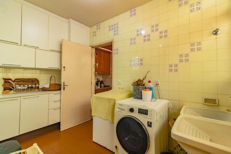 Casa para alugar com 350m², 4 quartos e 3 vagas Casa para alugar com 350m², 4 quartos e 3 vagasÁrea de Serviço