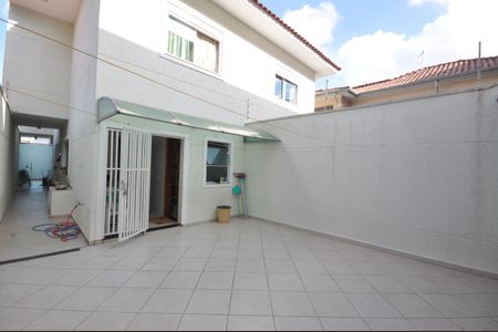 Casa à venda com 200m², 3 quartos e 4 vagasQuintal