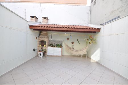 Casa à venda com 200m², 3 quartos e 4 vagasQuintal