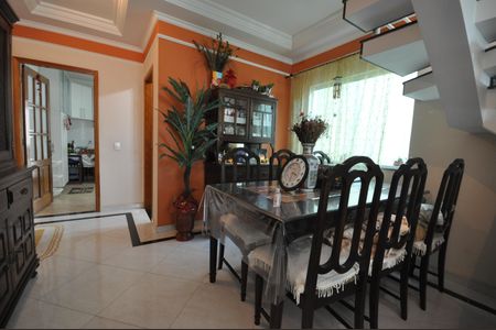 Sala de casa à venda com 3 quartos, 200m² em Vila Constança, São Paulo