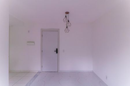 Sala de apartamento à venda com 2 quartos, 58m² em Bonsucesso, Rio de Janeiro