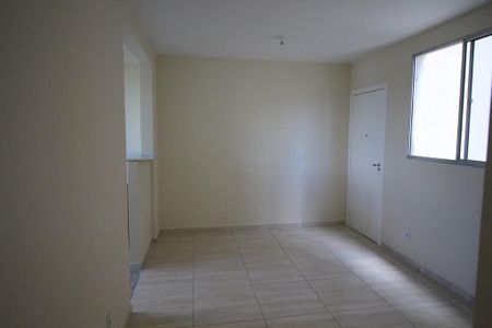 Sala de apartamento à venda com 3 quartos, 60m² em Padre Eustáquio, Belo Horizonte