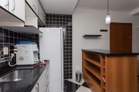 Cozinha de apartamento à venda com 1 quarto, 70m² em Petrópolis, Porto Alegre