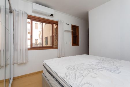 Quarto de apartamento à venda com 1 quarto, 70m² em Petrópolis, Porto Alegre