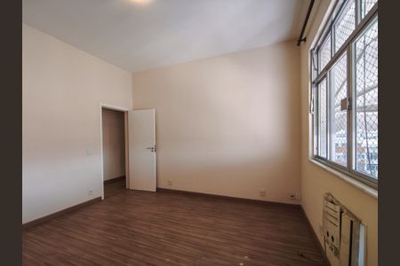 Apartamento à venda com 140m², 3 quartos e 1 vaga Apartamento à venda com 140m², 3 quartos e 1 vagaQuarto 1