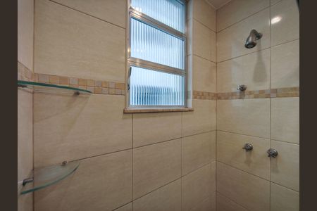 Apartamento à venda com 140m², 3 quartos e 1 vaga Apartamento à venda com 140m², 3 quartos e 1 vagaBanheiro 1