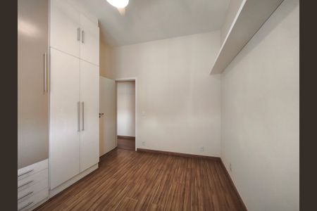 Apartamento à venda com 140m², 3 quartos e 1 vaga Apartamento à venda com 140m², 3 quartos e 1 vagaQuarto 2