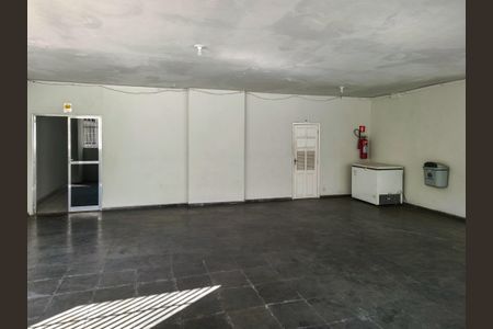 Apartamento à venda com 140m², 3 quartos e 1 vaga Apartamento à venda com 140m², 3 quartos e 1 vagaÁrea comum - Salão de festas