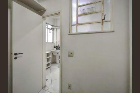 Apartamento à venda com 140m², 3 quartos e 1 vaga Apartamento à venda com 140m², 3 quartos e 1 vagaQuarto de Serviço