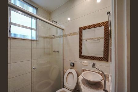 Apartamento à venda com 140m², 3 quartos e 1 vaga Apartamento à venda com 140m², 3 quartos e 1 vagaBanheiro 1